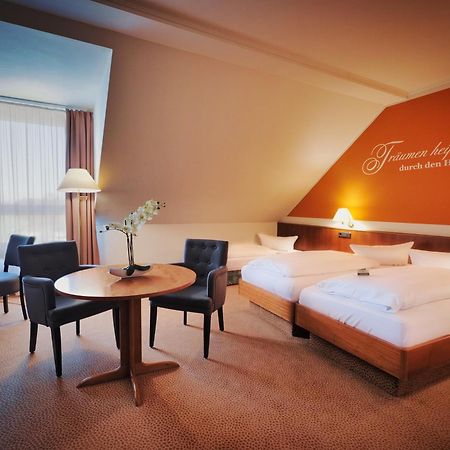 Hotel Sportwelt Радеберг Экстерьер фото