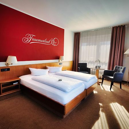 Hotel Sportwelt Радеберг Экстерьер фото
